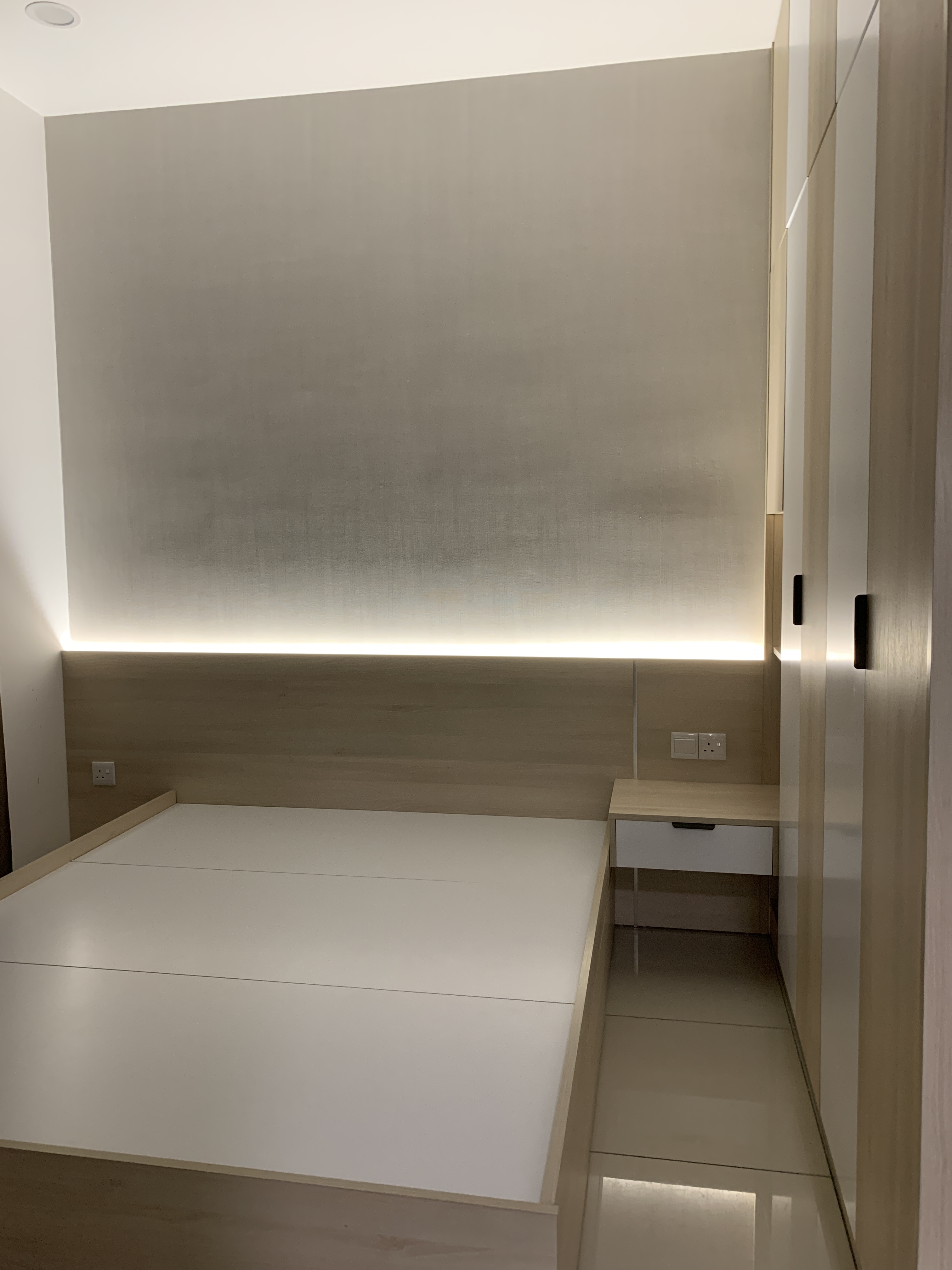 PV9 son room platform bed