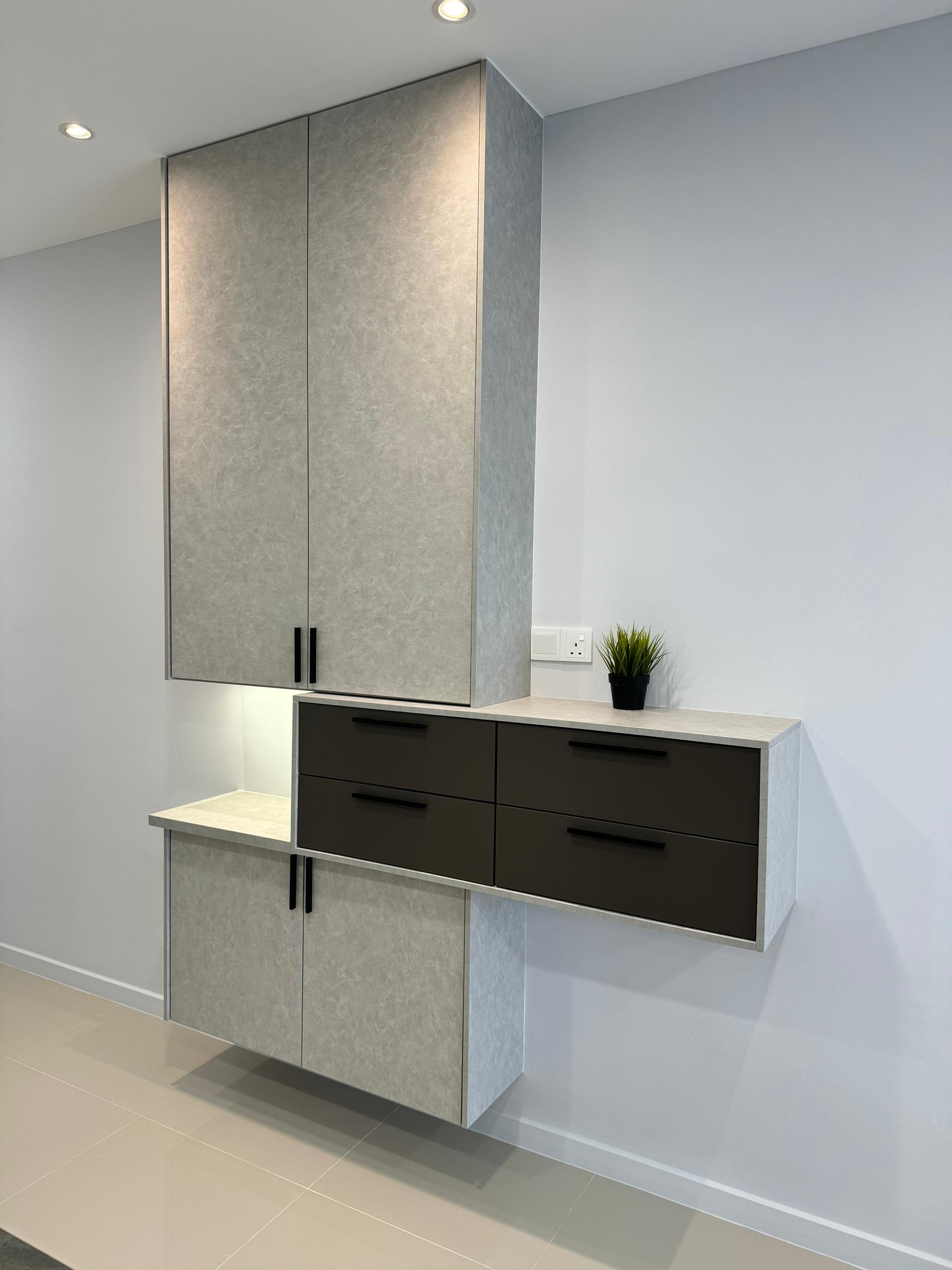 United Point custom entry storage